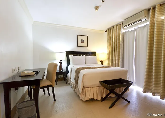 Crown Regency Mactan 4* Lapu-Lapu City