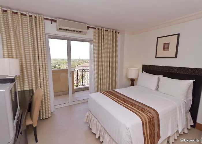 Crown Regency Mactan Hotel