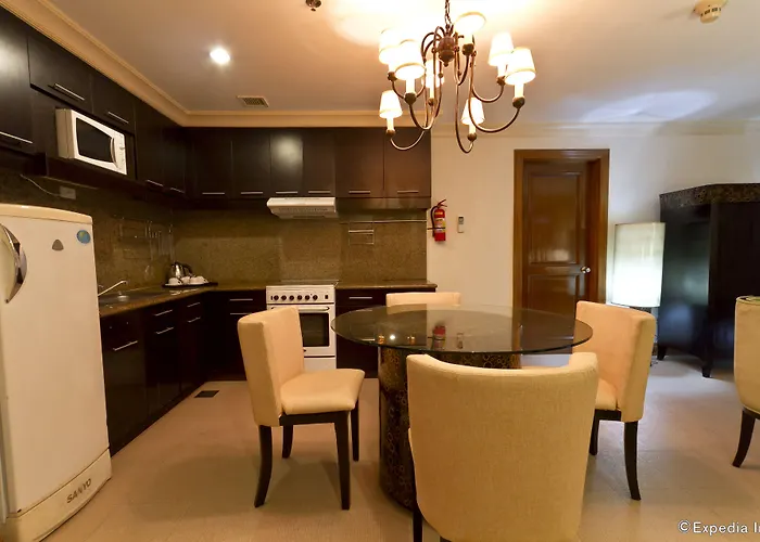 Hotel Crown Regency Mactan Lapu-Lapu City