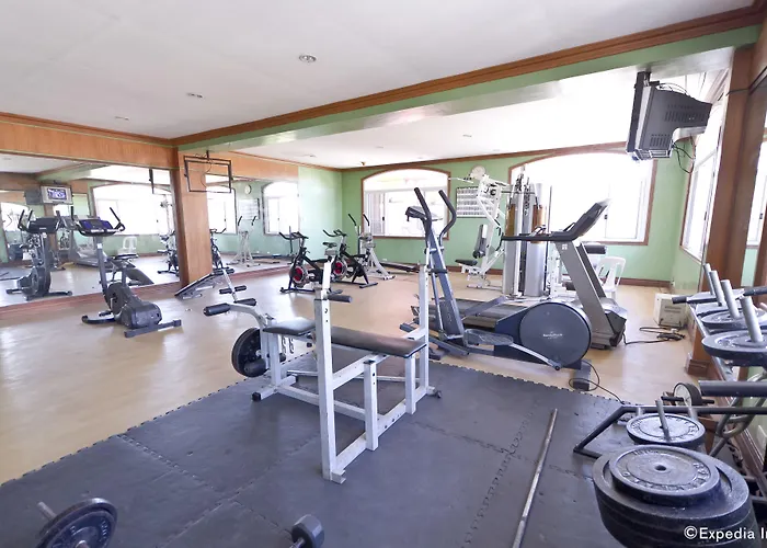 Crown Regency Mactan 4* Lapu-Lapu City