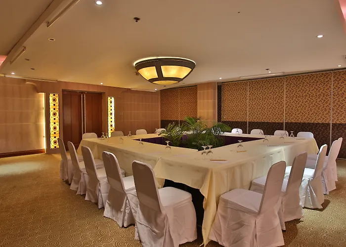 Hotel Crown Regency Mactan